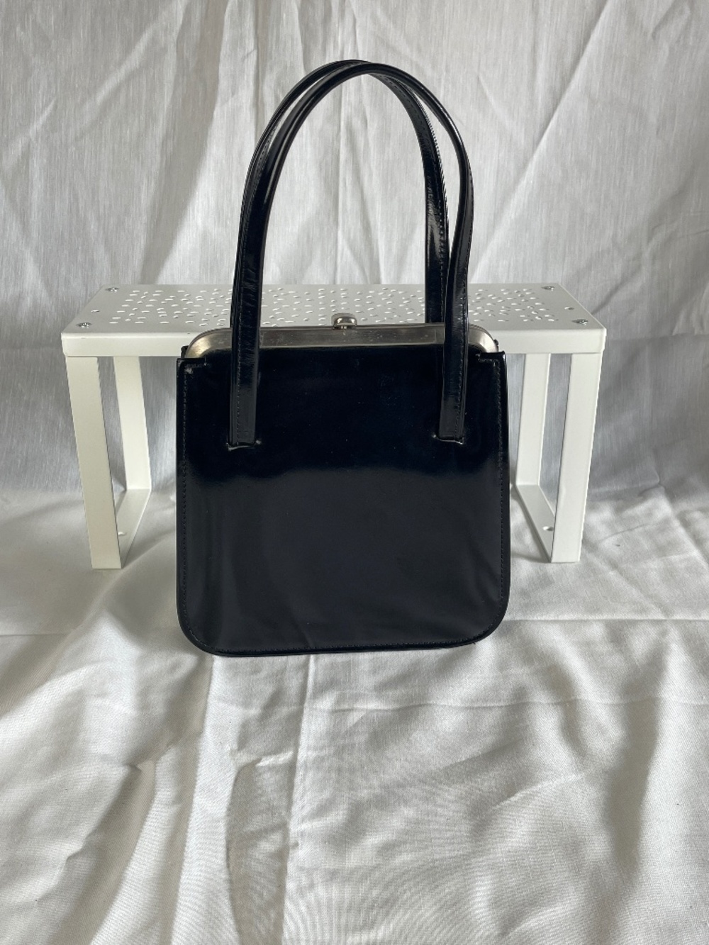vintage 1990's Tony Graham patent leather purse